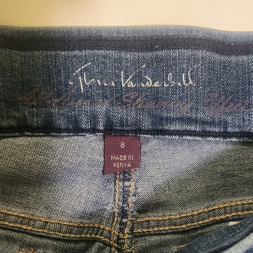 Gloria Vanderbilt Women's Shorts - Picture 2 of 13